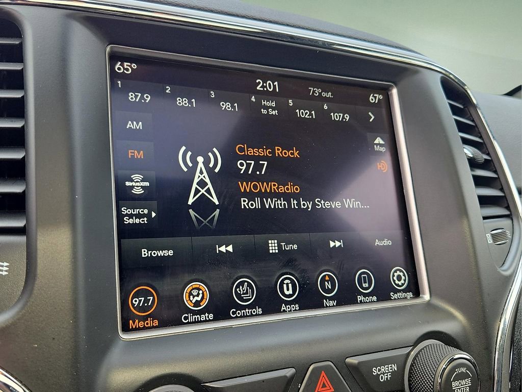 Used 2018 Jeep Grand Cherokee Limited image 17