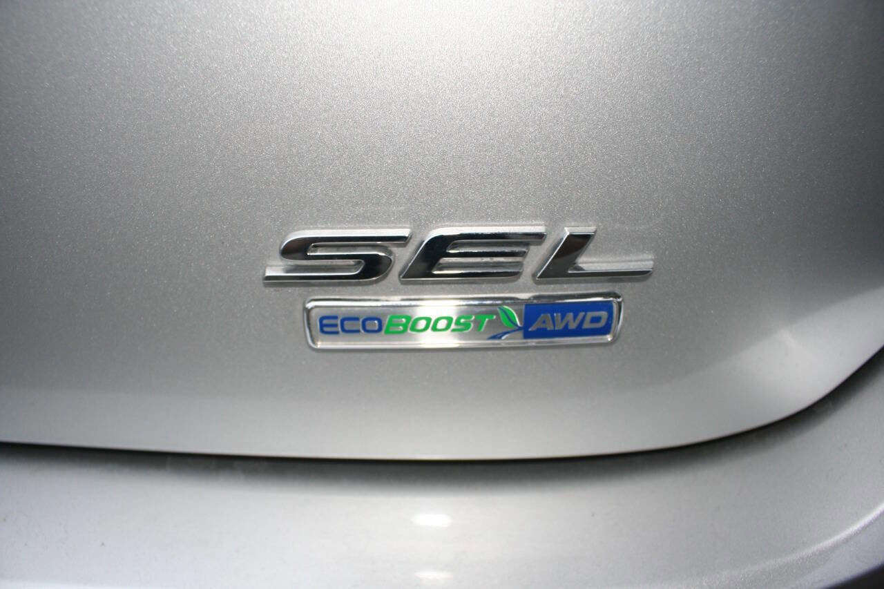 Used 2018 Ford Edge SEL image 25