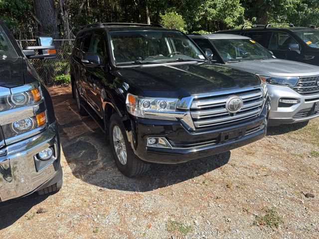 Used 2017 Toyota Land Cruiser AWD/4WD image 6