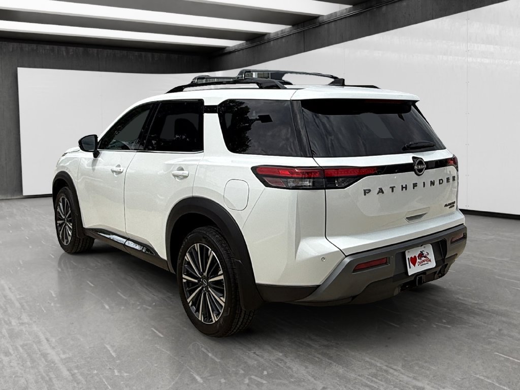 New 2026 Nissan Pathfinder Platinum AWD/4WD image 3