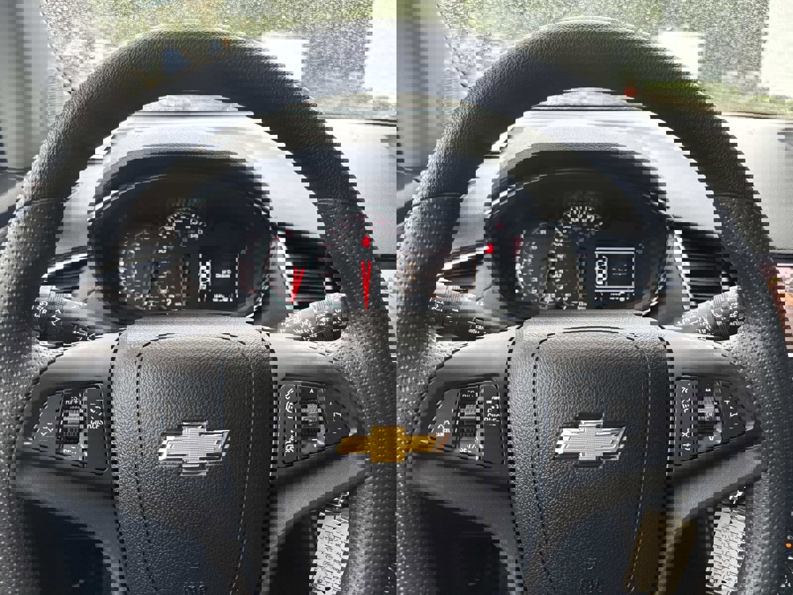 Used 2022 Chevrolet Trax LS w/ Tint and Cruise Package image 28