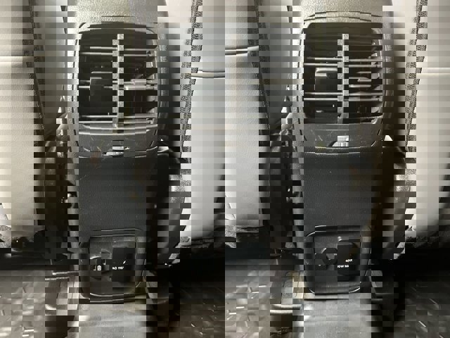 Used 2025 Ford Bronco Sport Badlands image 12