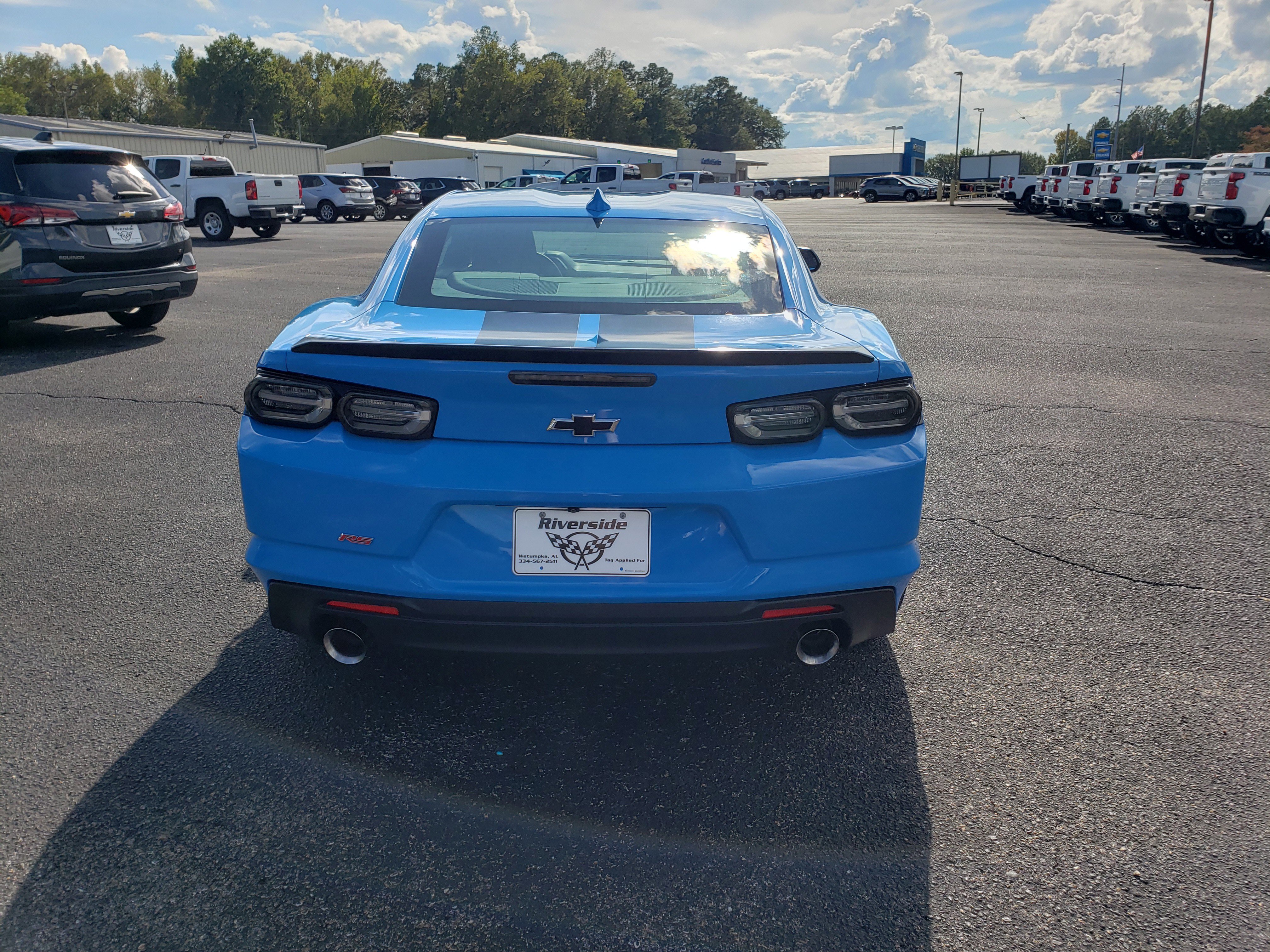 Used 2022 Chevrolet Camaro LT w/ RS Package image 8
