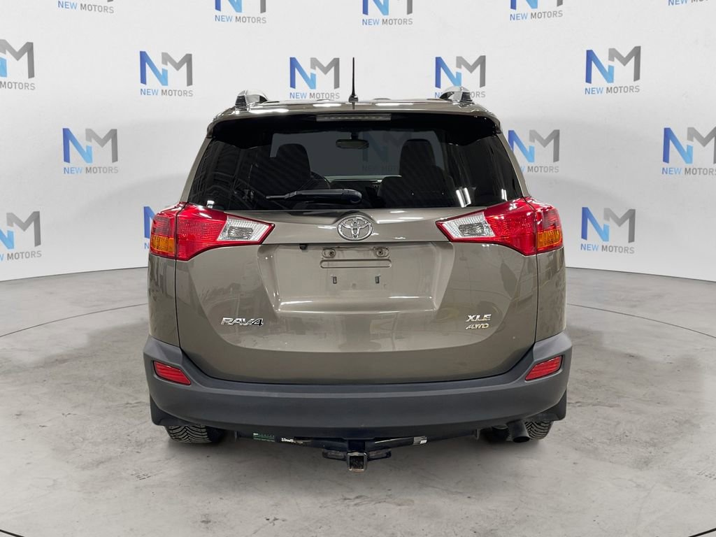 Used 2013 Toyota RAV4 XLE image 4