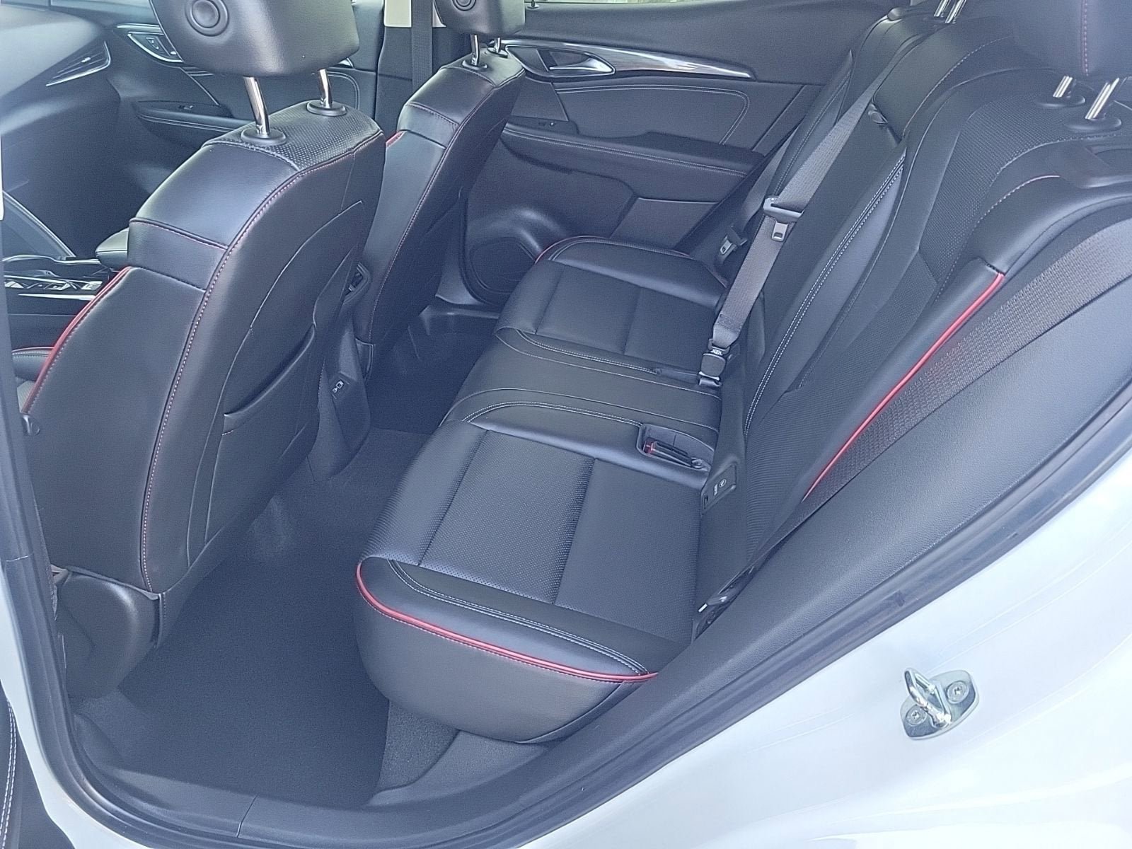 Used 2023 Buick Envision Essence w/ Sport Touring Package FWD image 14