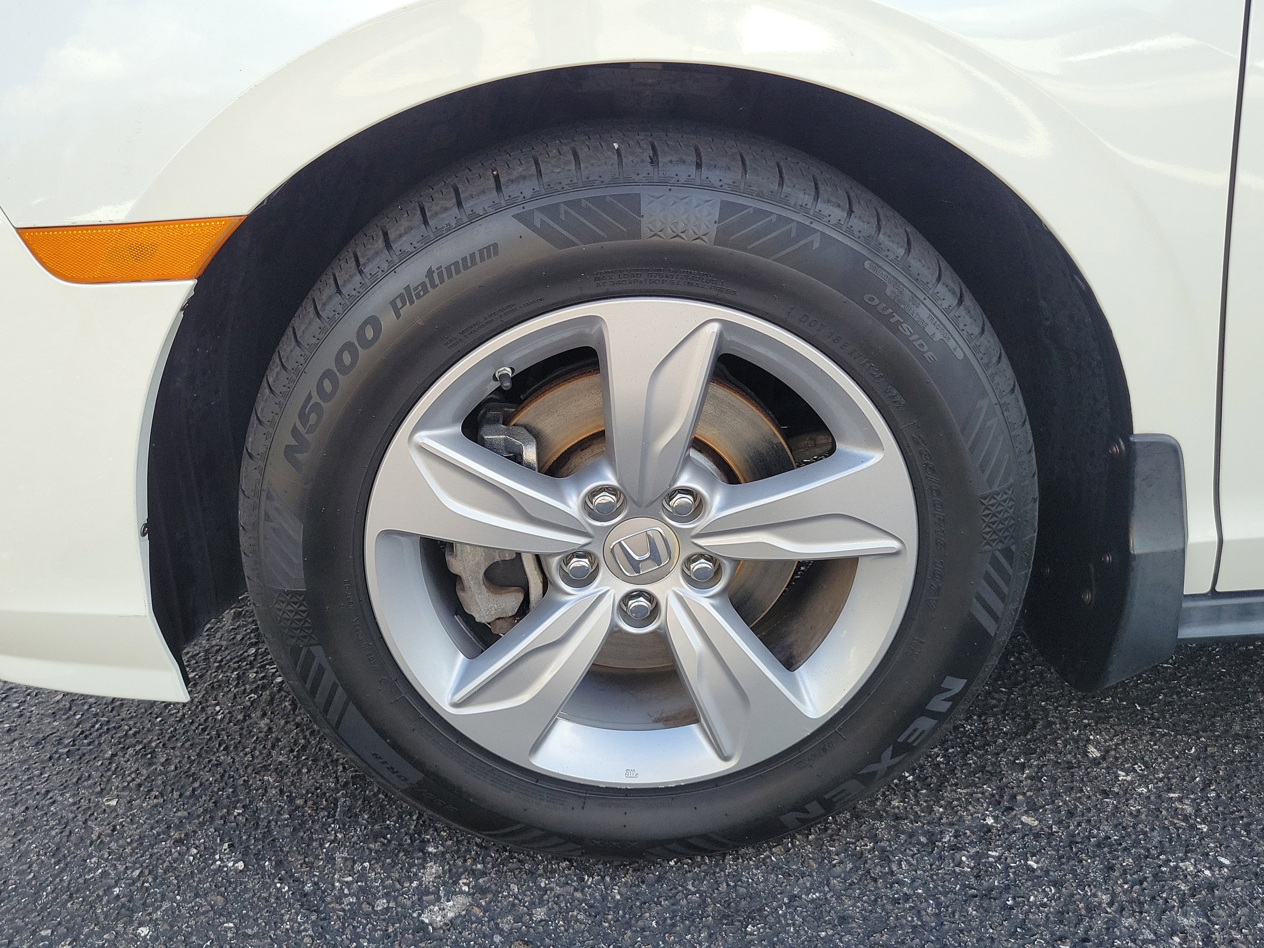 Used 2018 Honda Odyssey EX-L image 10