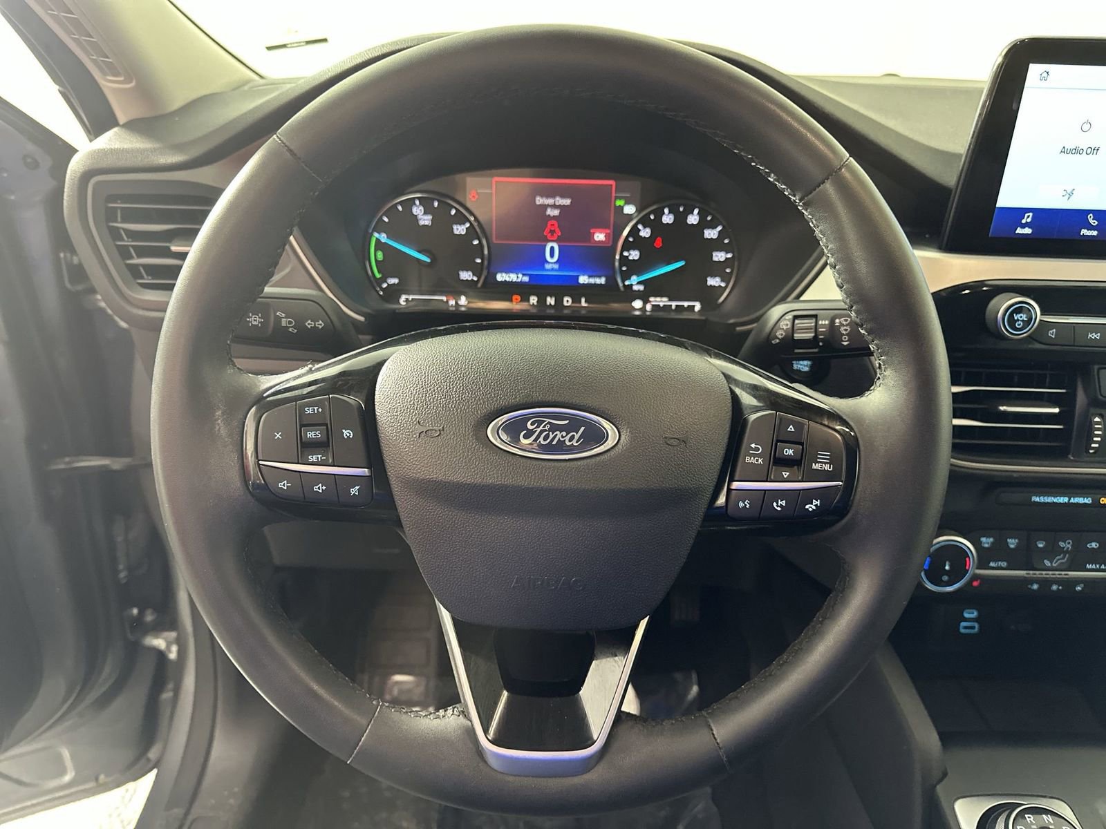 Used 2022 Ford Escape SE w/ Cold Weather Package image 14