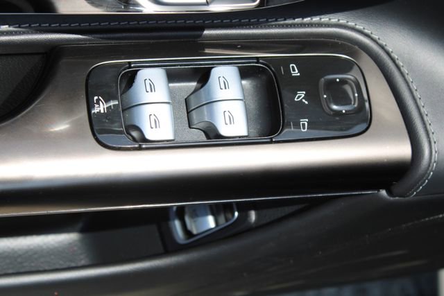 Used 2023 Mercedes-Benz SL 43 AMG image 16