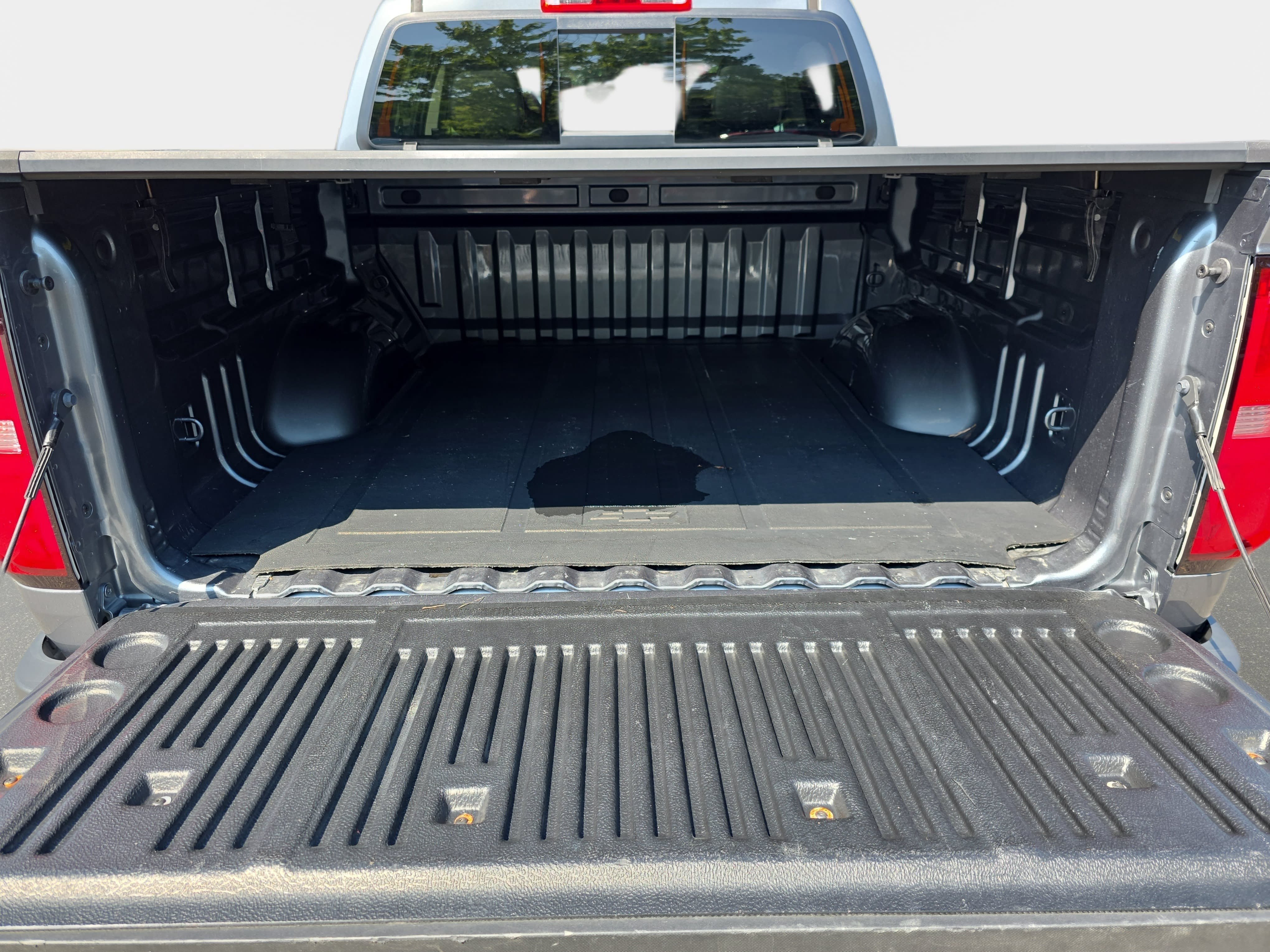 Used 2022 Chevrolet Colorado LT w/ Luxury Package RWD image 10
