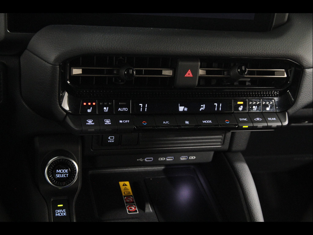 Used 2024 Toyota Land Cruiser w/ Premium Package image 15