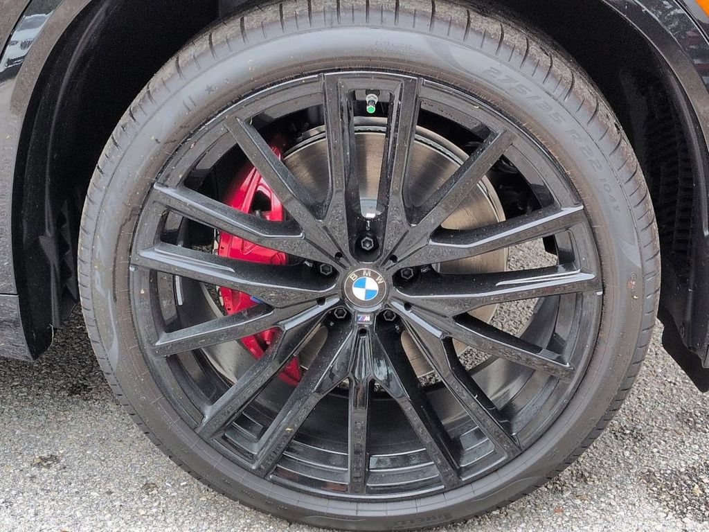 New 2026 BMW X5 xDrive40i w/ M Sport Package AWD/4WD image 11