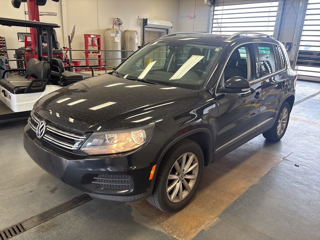 Used 2017 Volkswagen Tiguan Wolfsburg Edition image 4