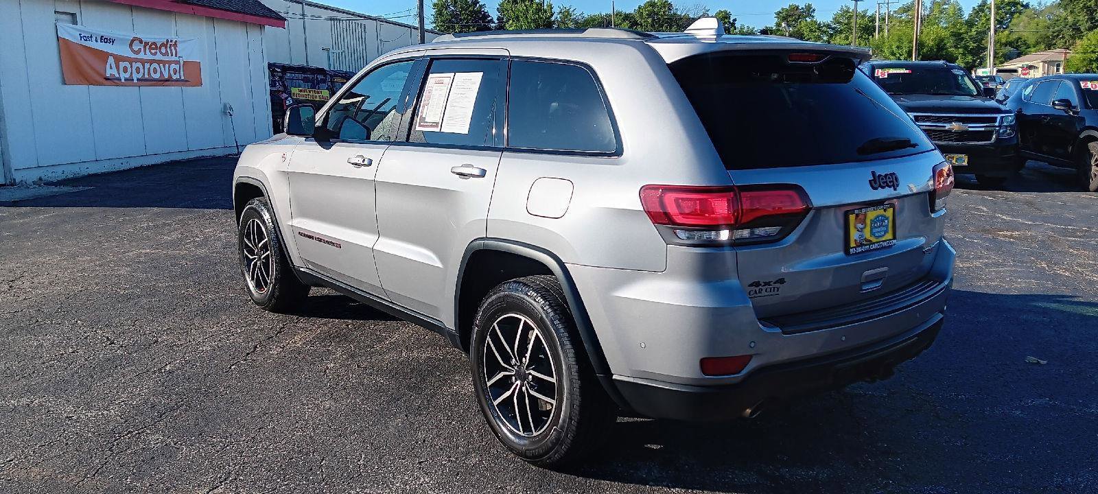 Used 2021 Jeep Grand Cherokee Trailhawk w/ Premium Lighting Group image 25