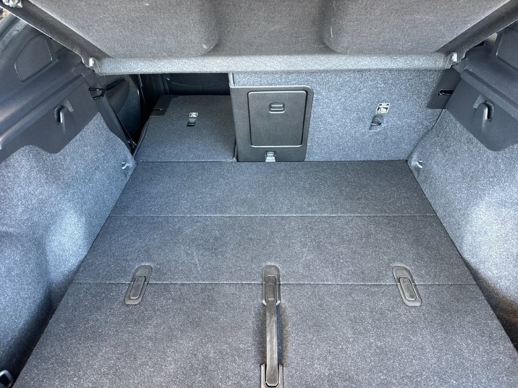 Certified 2023 Volvo C40 P8 Recharge Ultimate AWD/4WD image 14