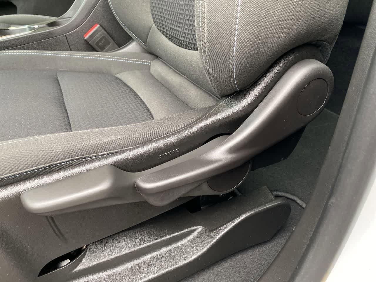 Used 2023 Chevrolet Bolt LT w/ Driver Confidence Package FWD image 14