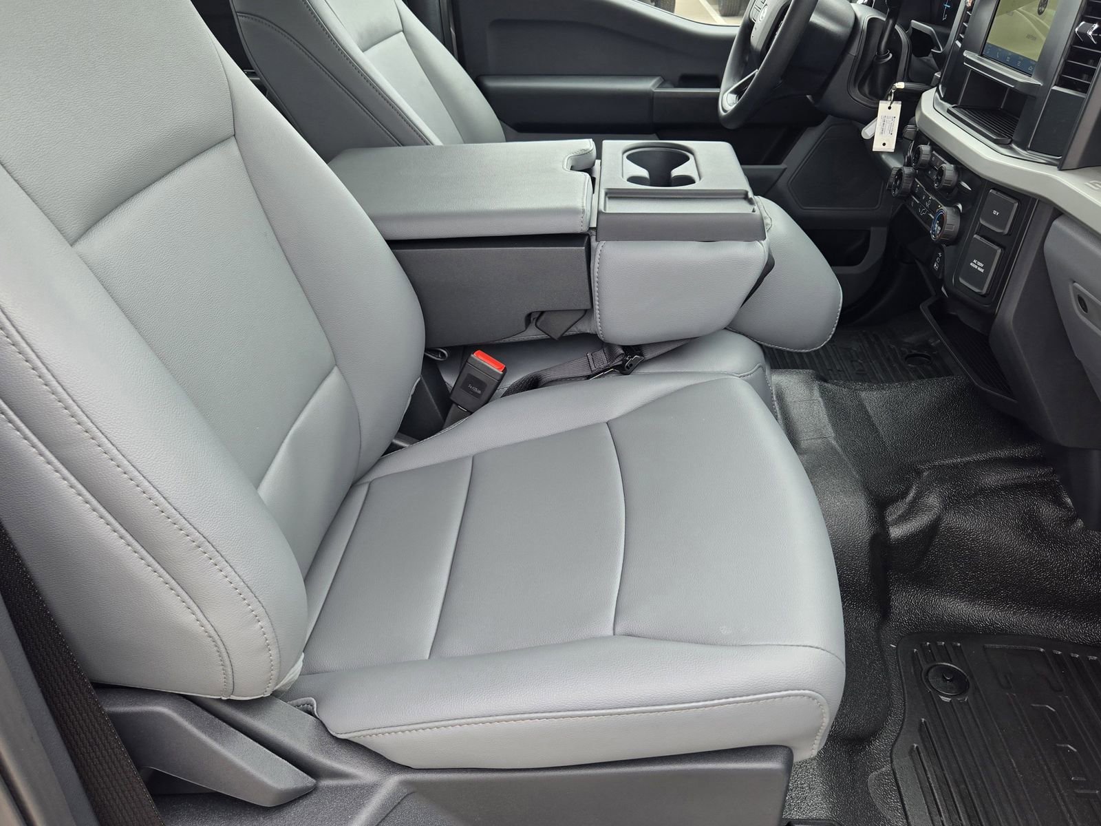 New 2026 Ford F450 XL w/ 360-Degree Camera Package image 17