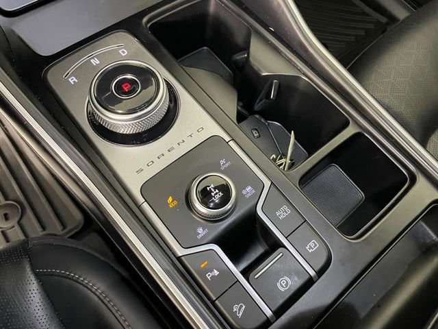 Certified 2022 Kia Sorento EX w/ Panoramic Sunroof Package image 9