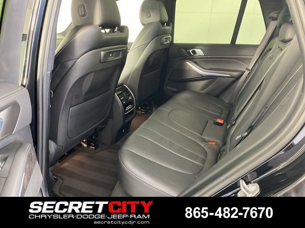 Used 2022 BMW X5 xDrive40i w/ Premium Package AWD/4WD image 28