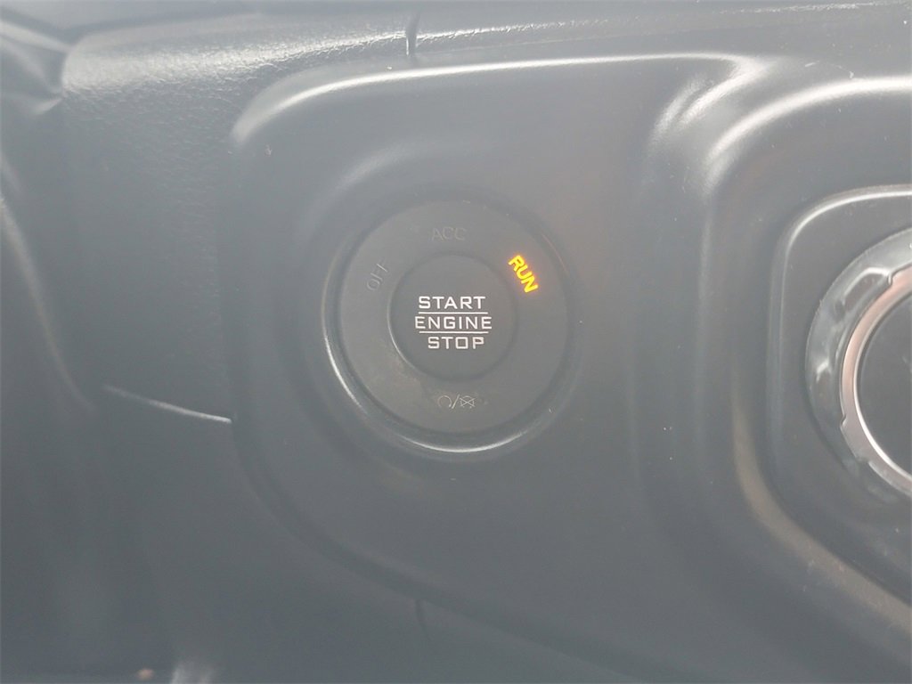 Used 2022 Jeep Wrangler Unlimited Sport image 32