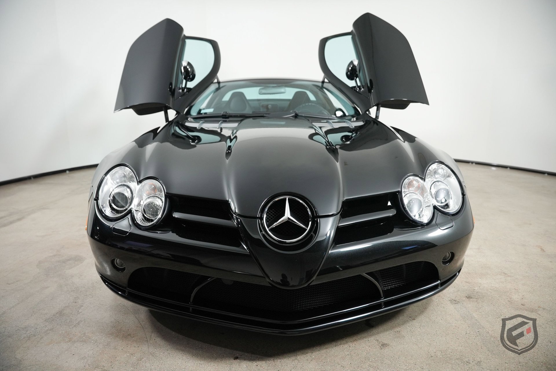 Used 2006 Mercedes-Benz SLR 2dr Cpe 5.5L image 5