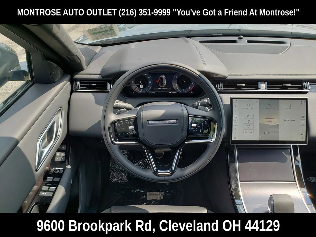 New 2026 Land Rover Range Rover Velar Dynamic SE image 8