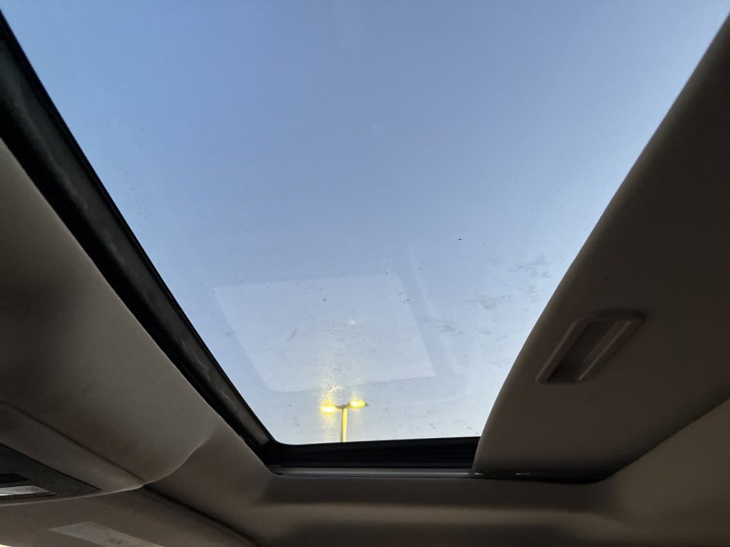 Used 2016 RAM 3500 Laramie Longhorn image 12