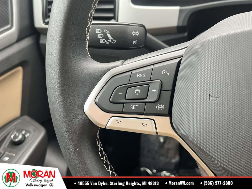 Certified 2023 Volkswagen Atlas Cross Sport SE w/ Black Wheel Package AWD/4WD image 24