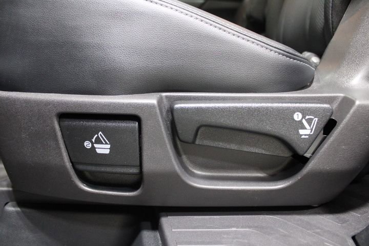 Used 2022 Subaru Ascent Limited w/ Technology Package image 54