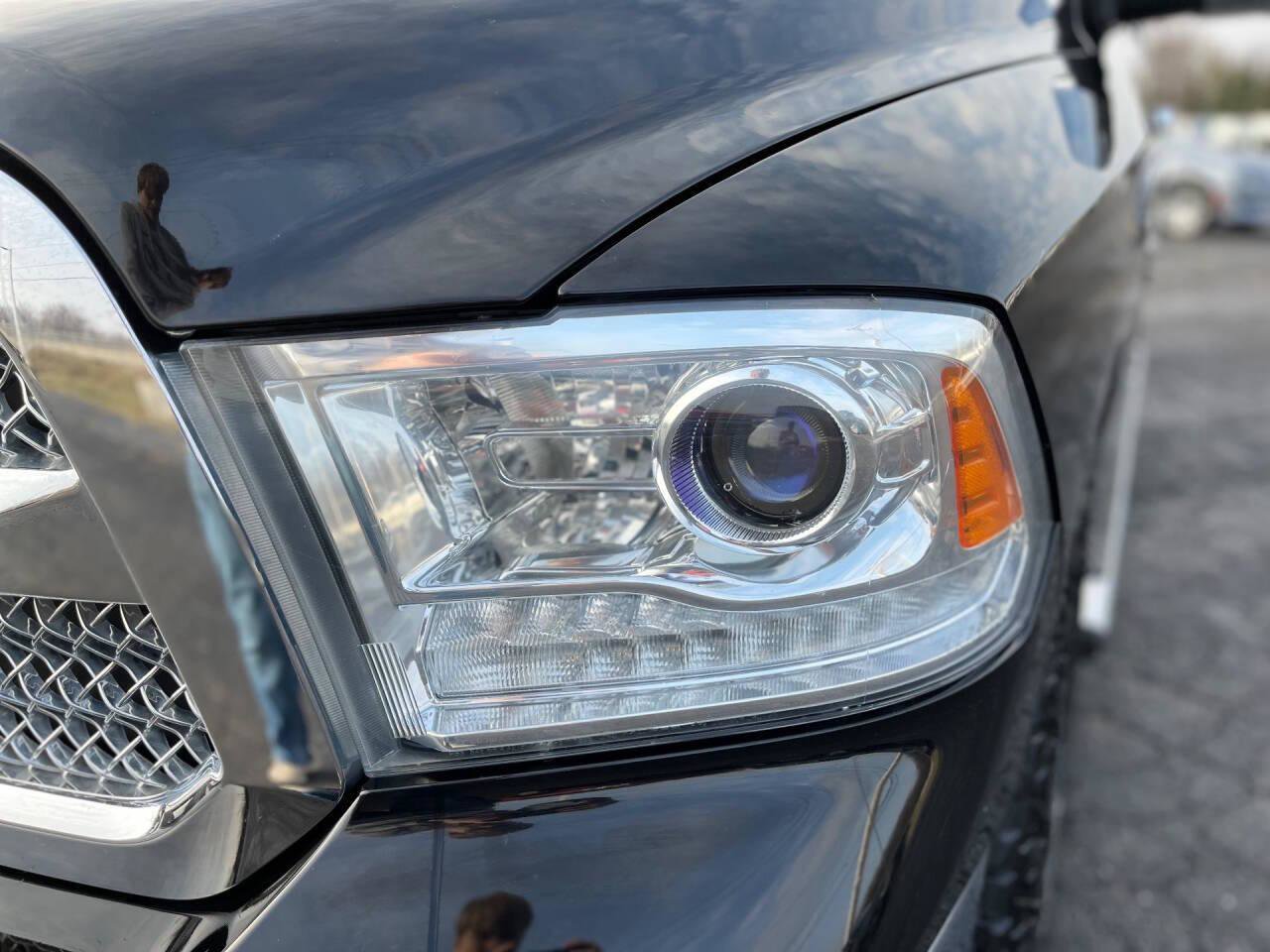 Used 2014 RAM 1500 Limited AWD/4WD image 12