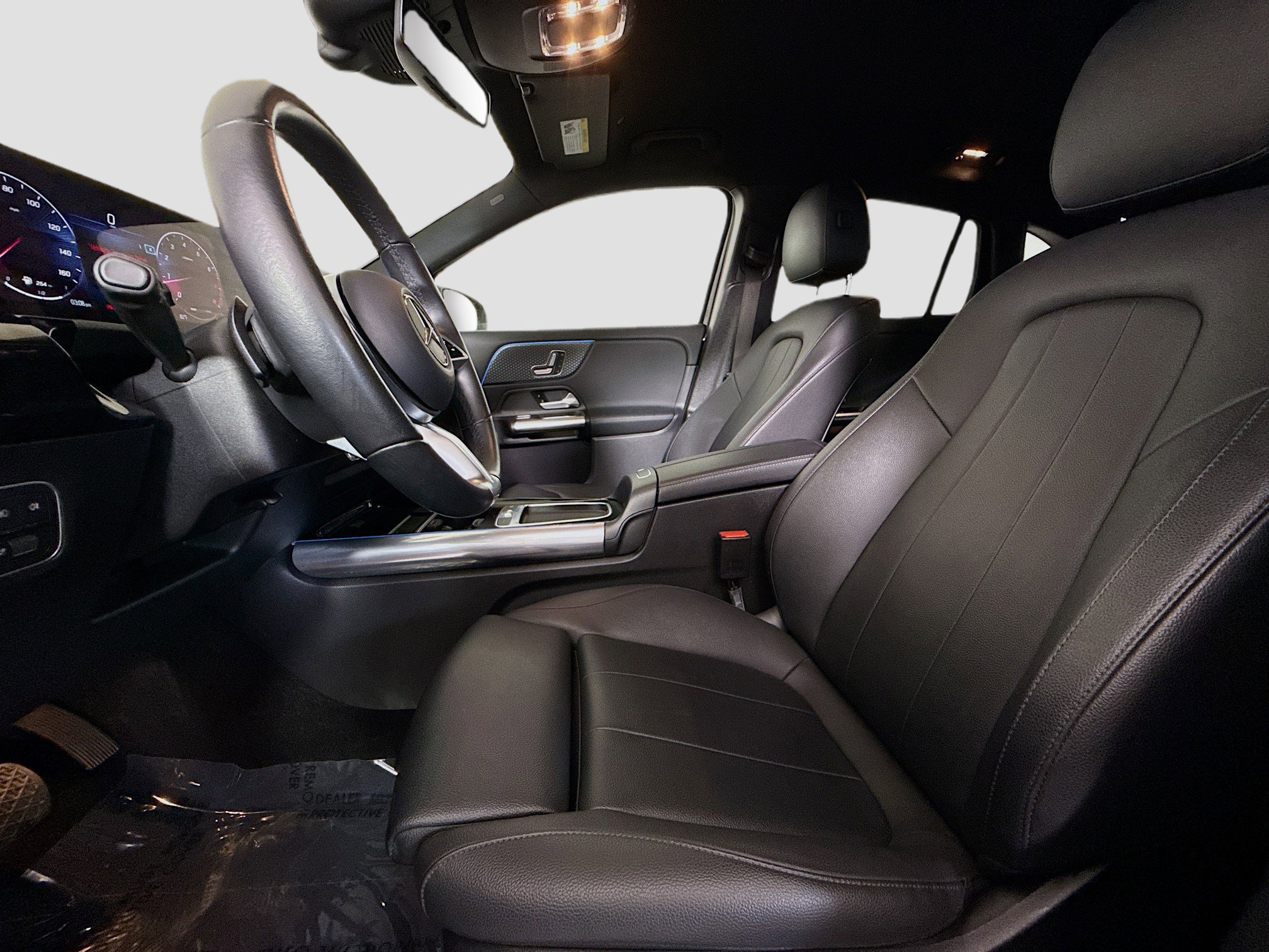 Used 2025 Mercedes-Benz GLA 250 image 22
