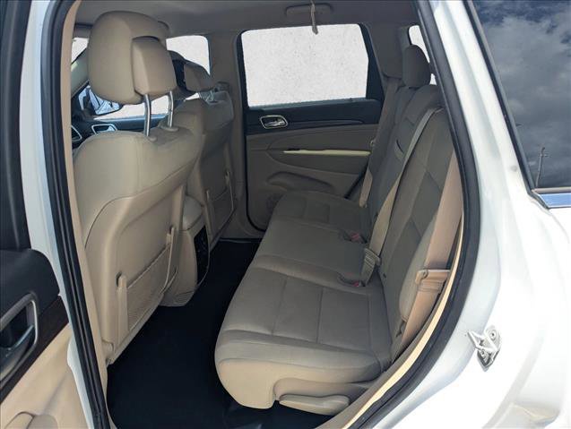 Used 2014 Jeep Grand Cherokee Laredo w/ Quick Order Package 23E AWD/4WD image 16