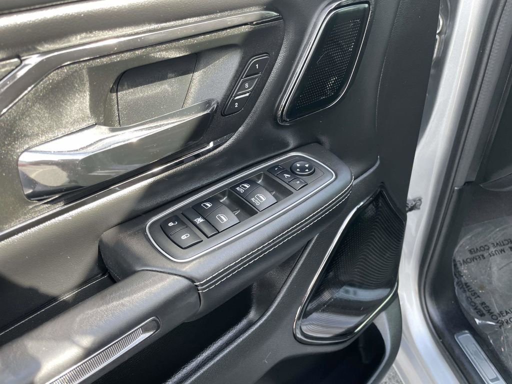 Used 2022 RAM 1500 Limited AWD/4WD image 28