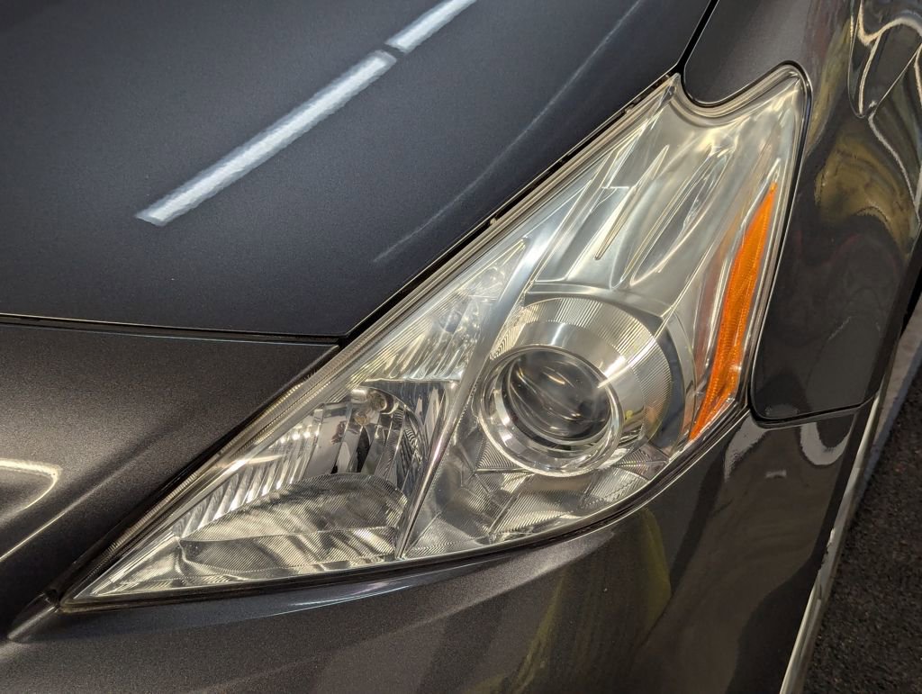 Used 2014 Toyota Prius V Three FWD image 12