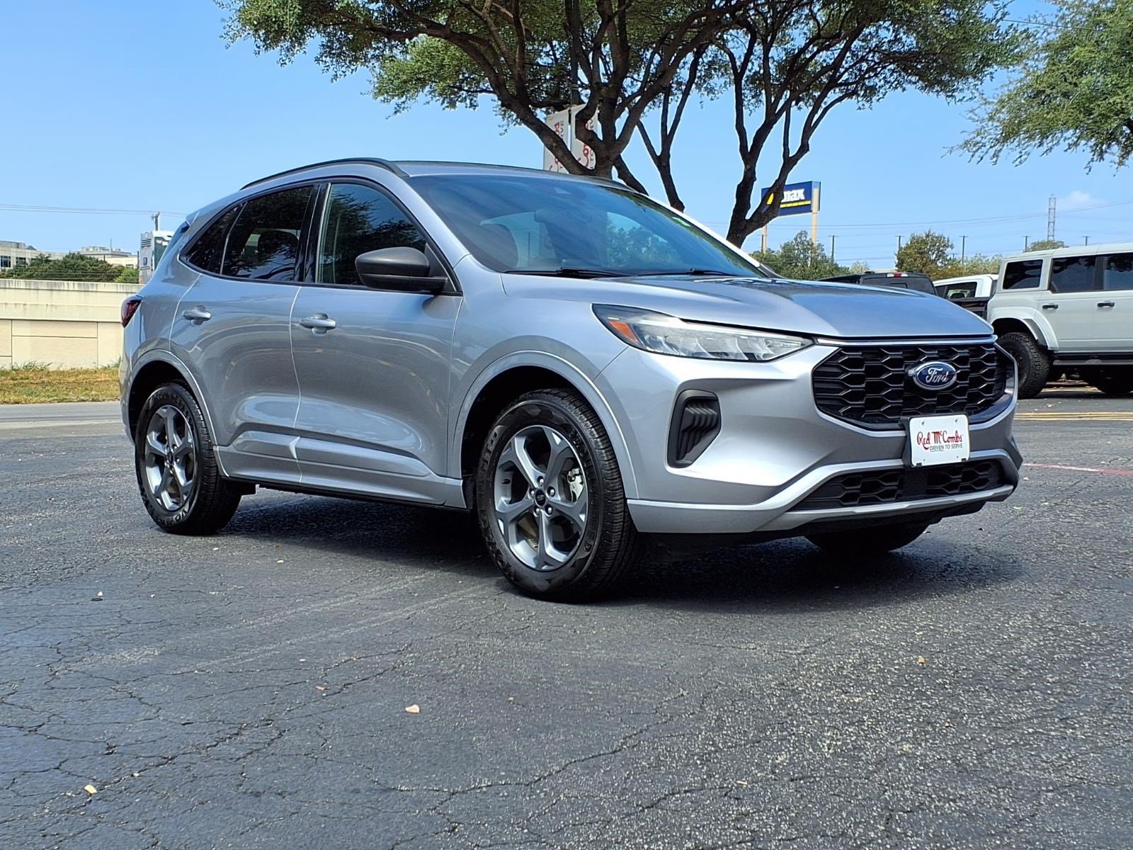 Used 2024 Ford Escape ST-Line AWD/4WD image 4