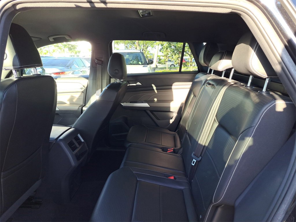 Certified 2023 Volkswagen Atlas Cross Sport SE image 7