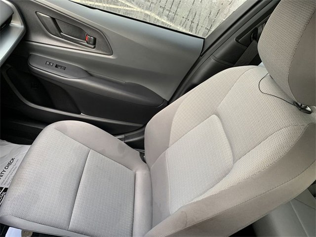 Used 2024 Toyota Prius LE image 29