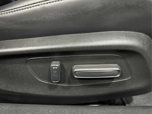 Used 2022 Honda Civic Touring image 31