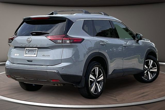 Certified 2024 Nissan Rogue SL w/ SL Premium Package AWD/4WD image 2