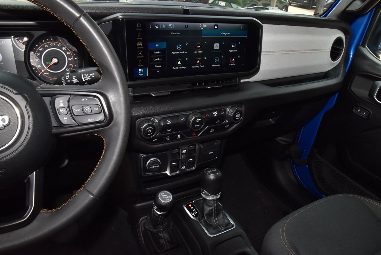 Used 2024 Jeep Wrangler Unlimited Sport AWD/4WD image 27