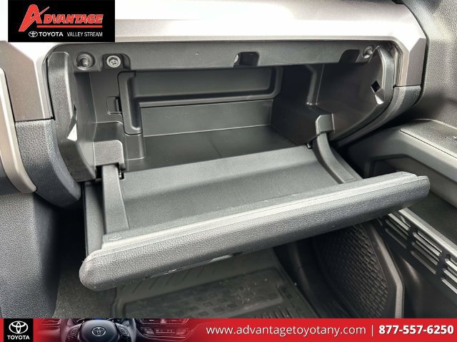 Used 2026 Toyota 4Runner SR5 RWD image 37