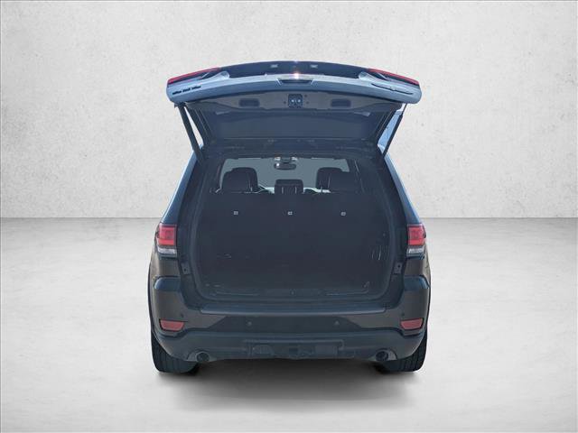 Used 2018 Jeep Grand Cherokee Trailhawk w/ Trailhawk Luxury Group image 3