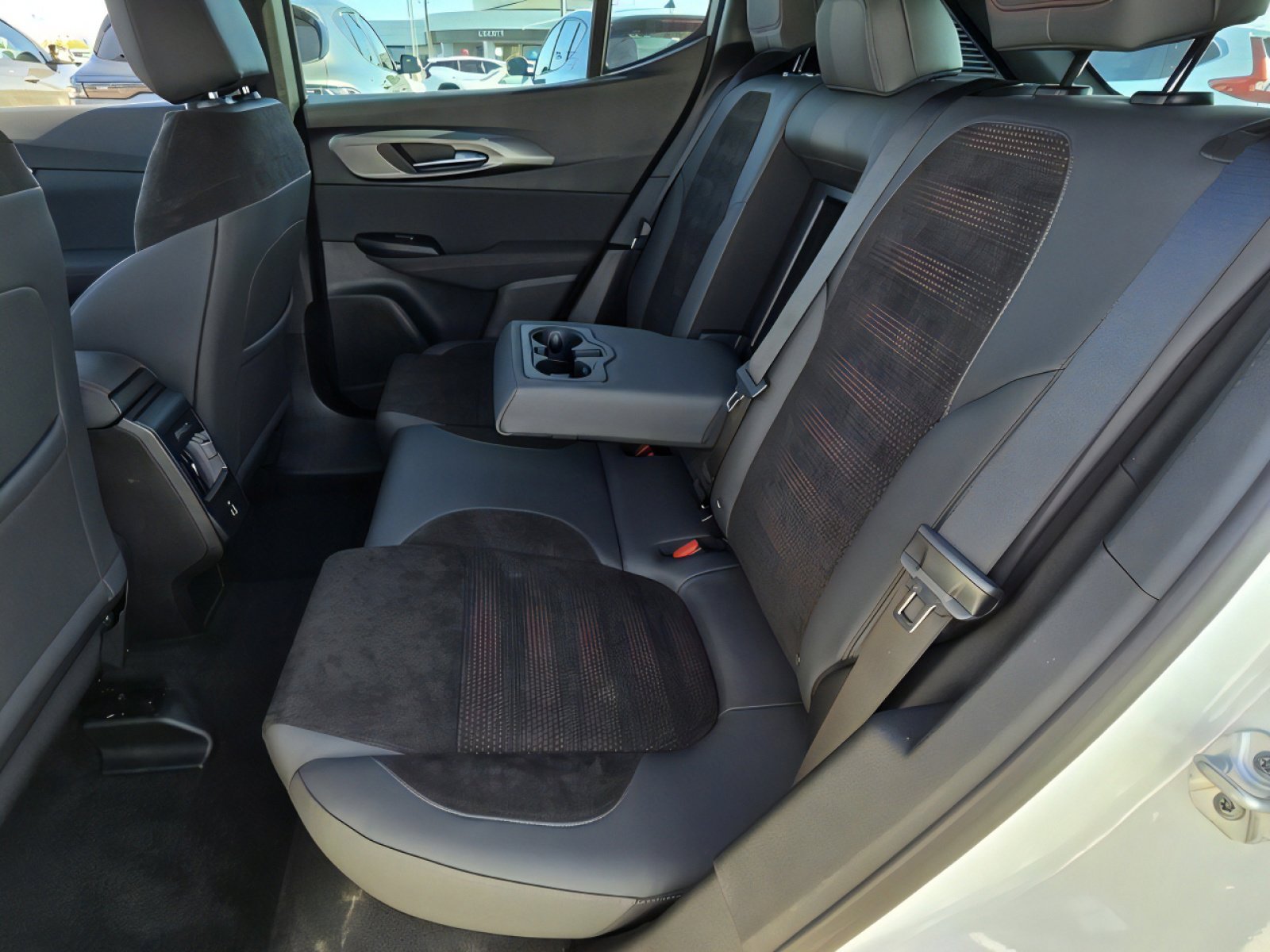 New 2025 Dodge Hornet R/T image 17