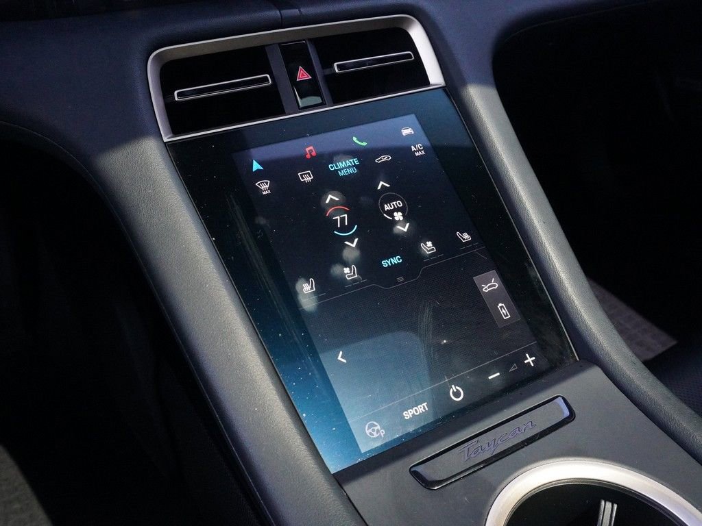 Used 2022 Porsche Taycan RWD image 65