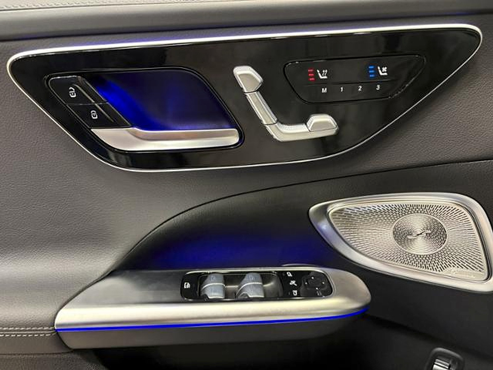 New 2026 Mercedes-Benz C 300 Sedan image 10