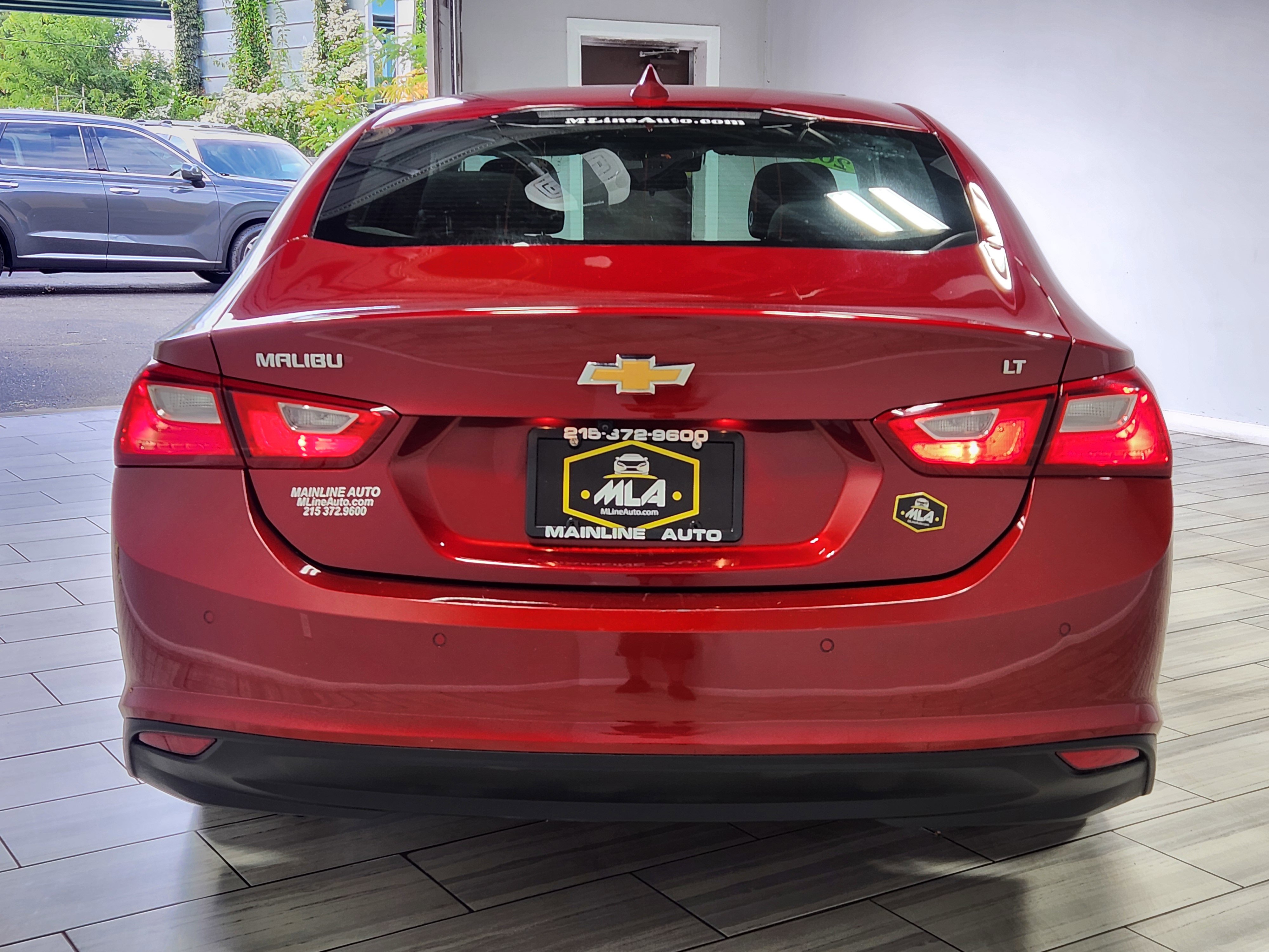 Used 2024 Chevrolet Malibu LT image 4