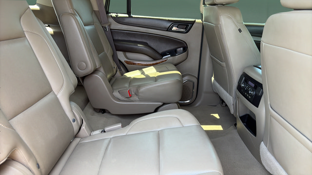 Used 2019 Chevrolet Tahoe Premier AWD/4WD image 27
