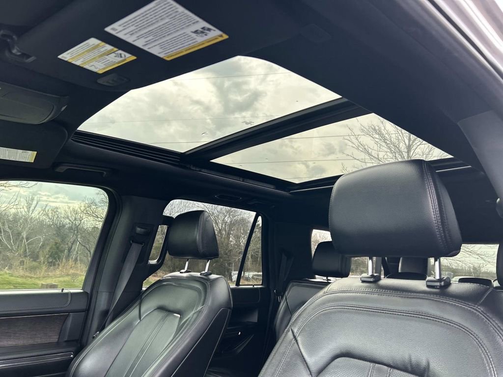 Used 2021 Ford Expedition Max Limited image 26