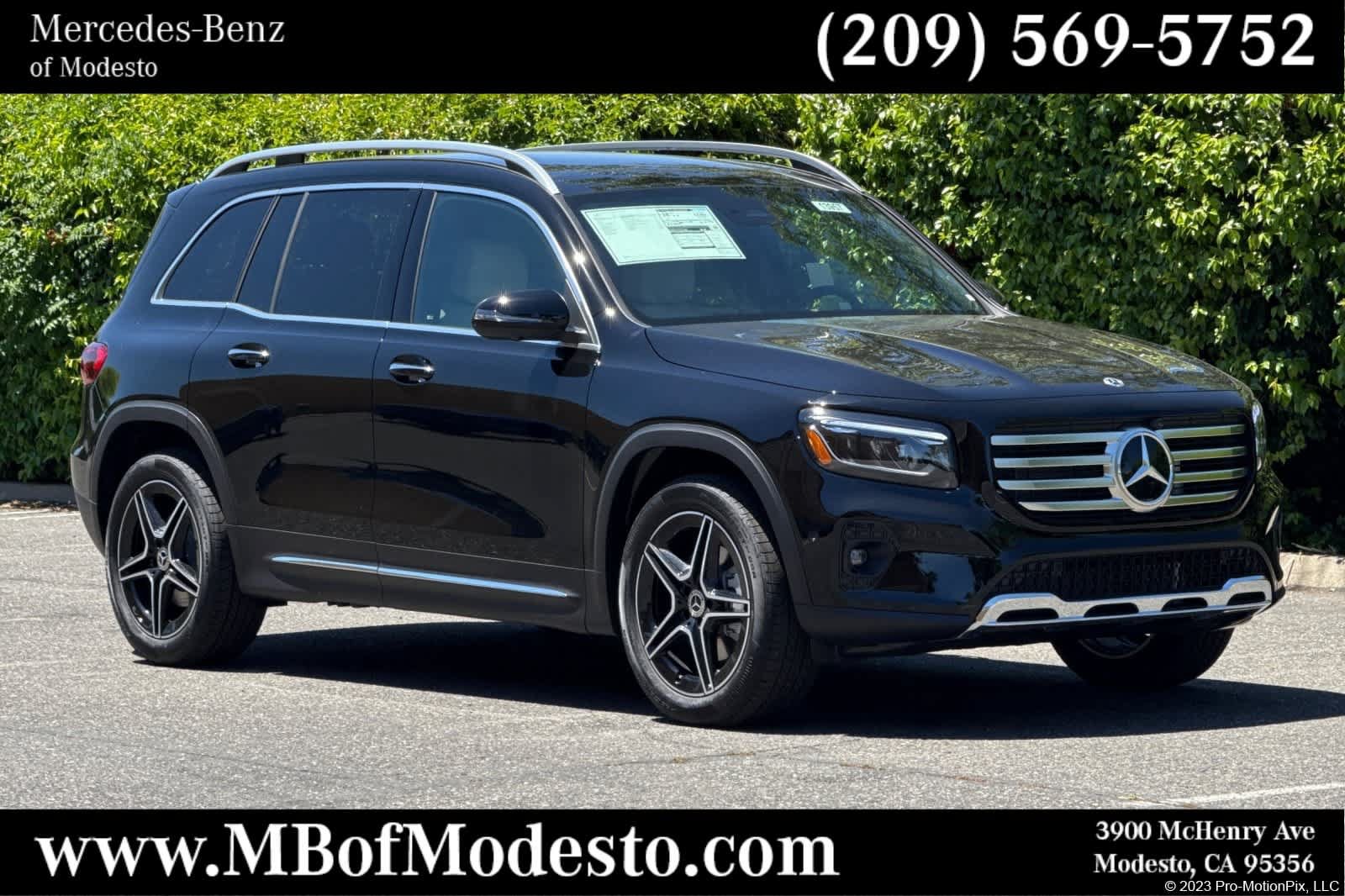New 2026 Mercedes-Benz GLB 250 image 1