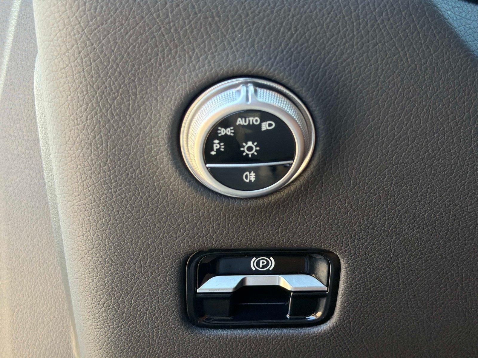 New 2026 Mercedes-Benz GLC 300 4MATIC image 28
