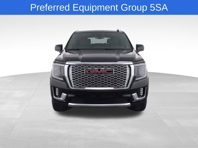 Used 2021 GMC Yukon XL Denali w/ Denali Premium Package image 5